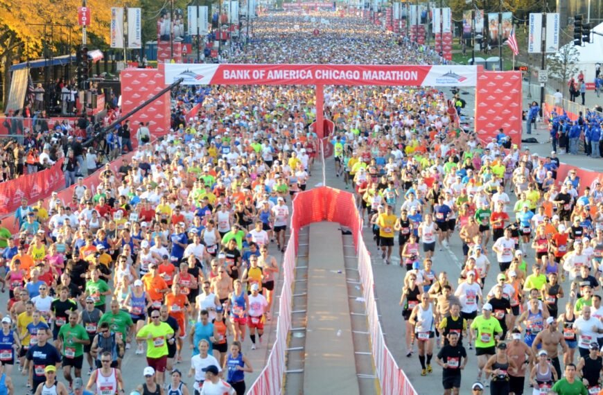 Chicago Marathon Race Exhibit and Bag Pickup Begins…