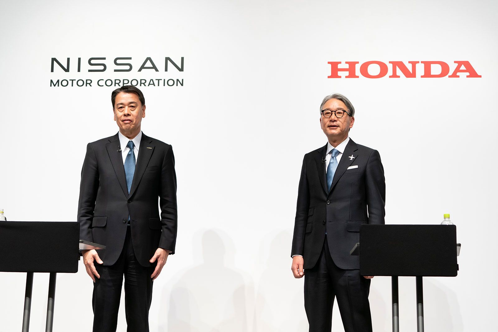 Honda and Nissan merger talks signal a potential industry-shaking collaboration.