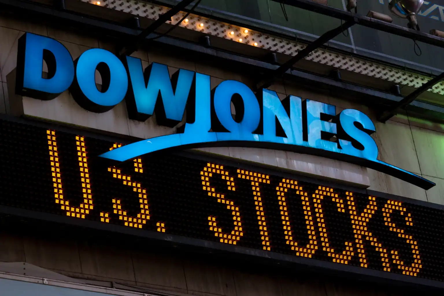 Dow Jones Industrial Average losses straight 9 days